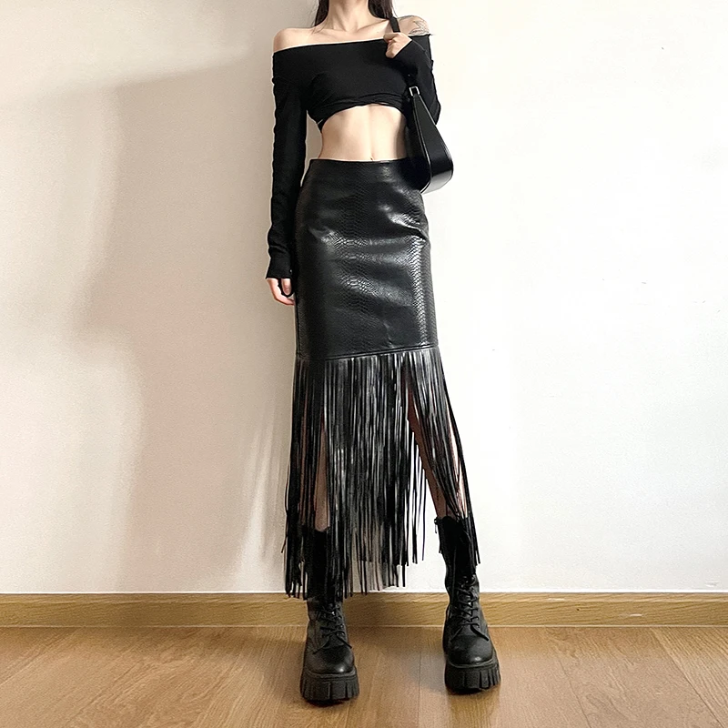 American Hot Girl Tassel Stitching Black PU Hip Skirt 2023 Winter New Casual High Waist Slimming Leather Short Skirts Trendy