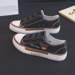 Women's Canvas Shoes Bear 2024 Autumn Comfort Flat Platform Anti-skid Skateboard Shoes Wear-resistant Vulcanized Zapatos Mujer