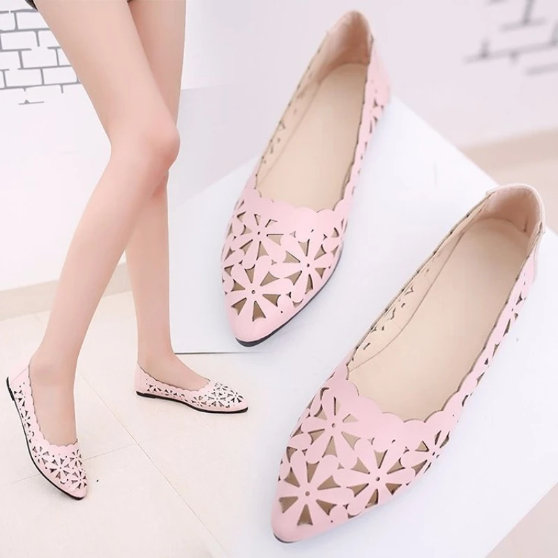 2023 Women Hollow Flats Sandals Soft Ballet Shoes Female Fashion Casual Flats Slip on Breathable Comfort Ladies Shoes