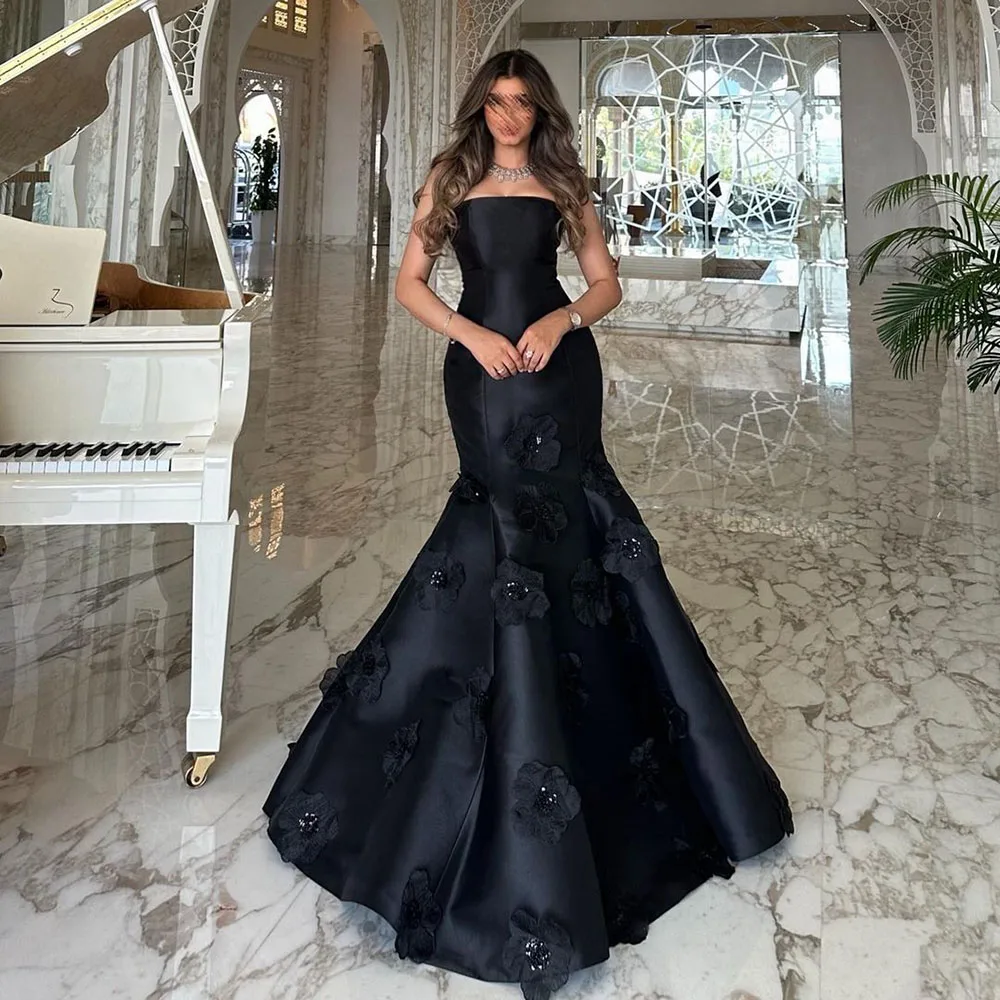 Elegant Black Evening Dresses Luxury Dubai Strapless Appliques Sleeveless Draped Prom Dress Luxury Women Special Occasion Gowns