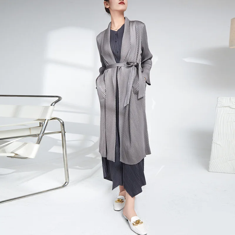 Long Trench Coats For Women 2023 Spring Autumn Lapel Collar Long Sleeved Lace-Up Waist Stretch Miyake Pleated Thick Outerwear