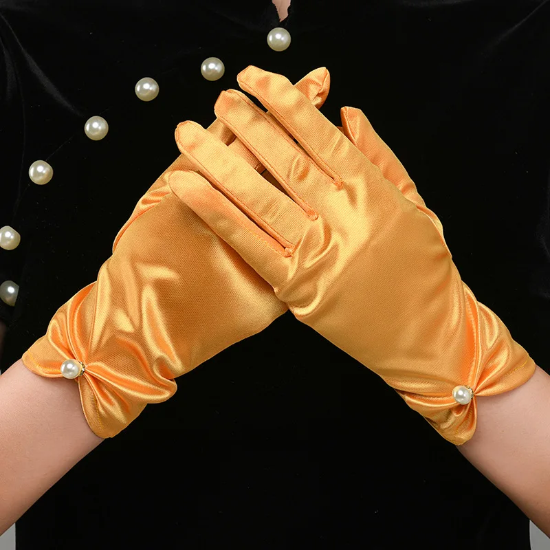 Weiße Satin-Handschuhe für Hochzeitskleider, kurze, elegante Blütenblatt-Perlen-Schleifen-Netz-Handschuhe, vielseitiges Fotozubehör, Perlen-Retro – Detail 13