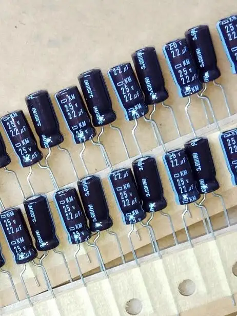 

30pcs/lot Original Nippon KM 25V 22UF 5x11 fever audio electrolytic capacitor from Japan free shipping