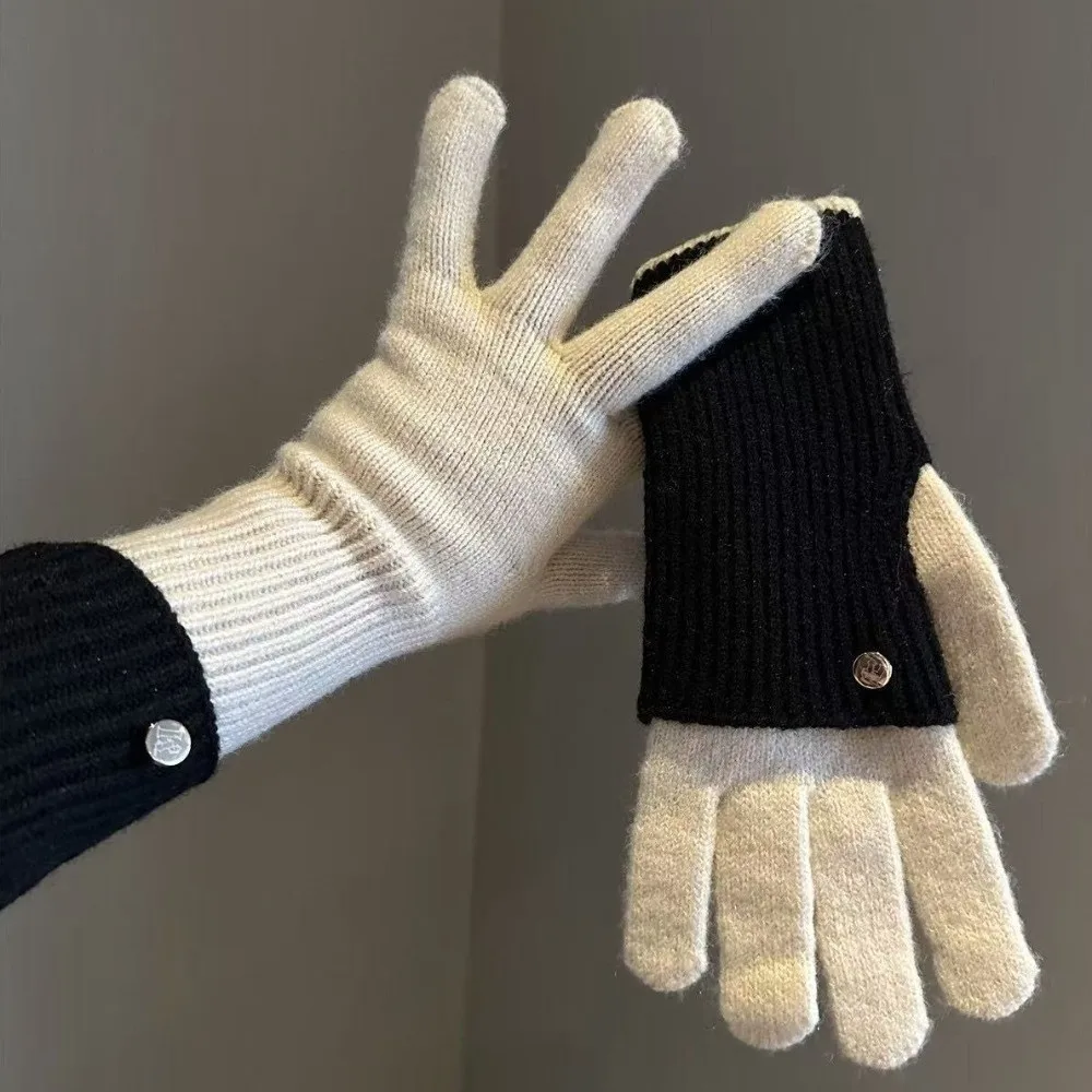Winter Weight Knit Gloves Maillard Earth Tone Patchwork Design Touch Screen Gloves Warm Knitted Wrist Protection