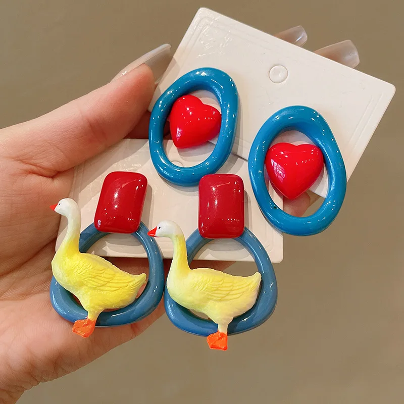 Cute Duck Earrings Funny 3D Enamel Duck Pendant Earrings for Women Girls Fashion Jewelry Gifts Accessories