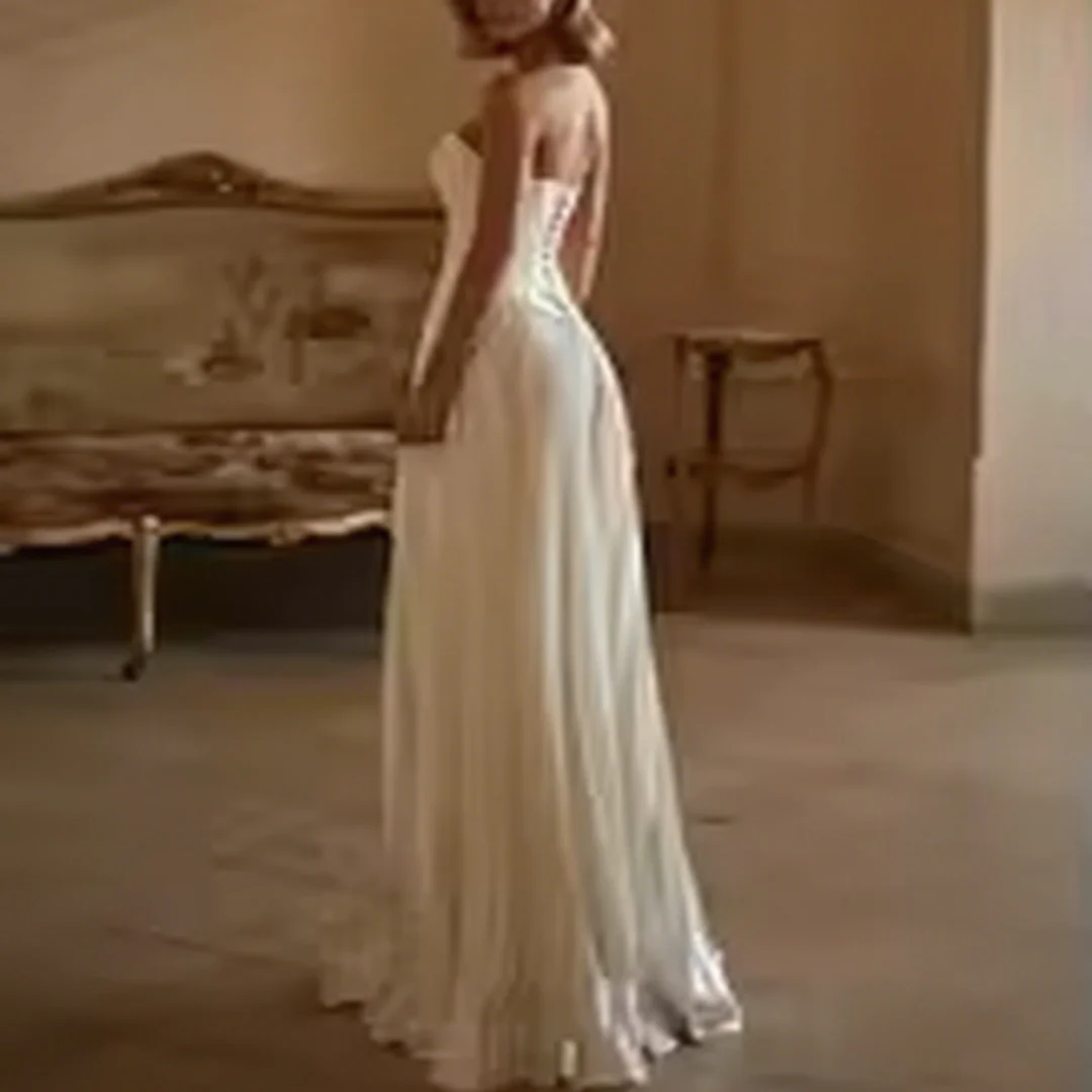 ヴィンテージプリーツストラップレスウェディングドレス刺繍ビーズアップリケエレガントなブライダルドレスシンプルなカスタマイズ