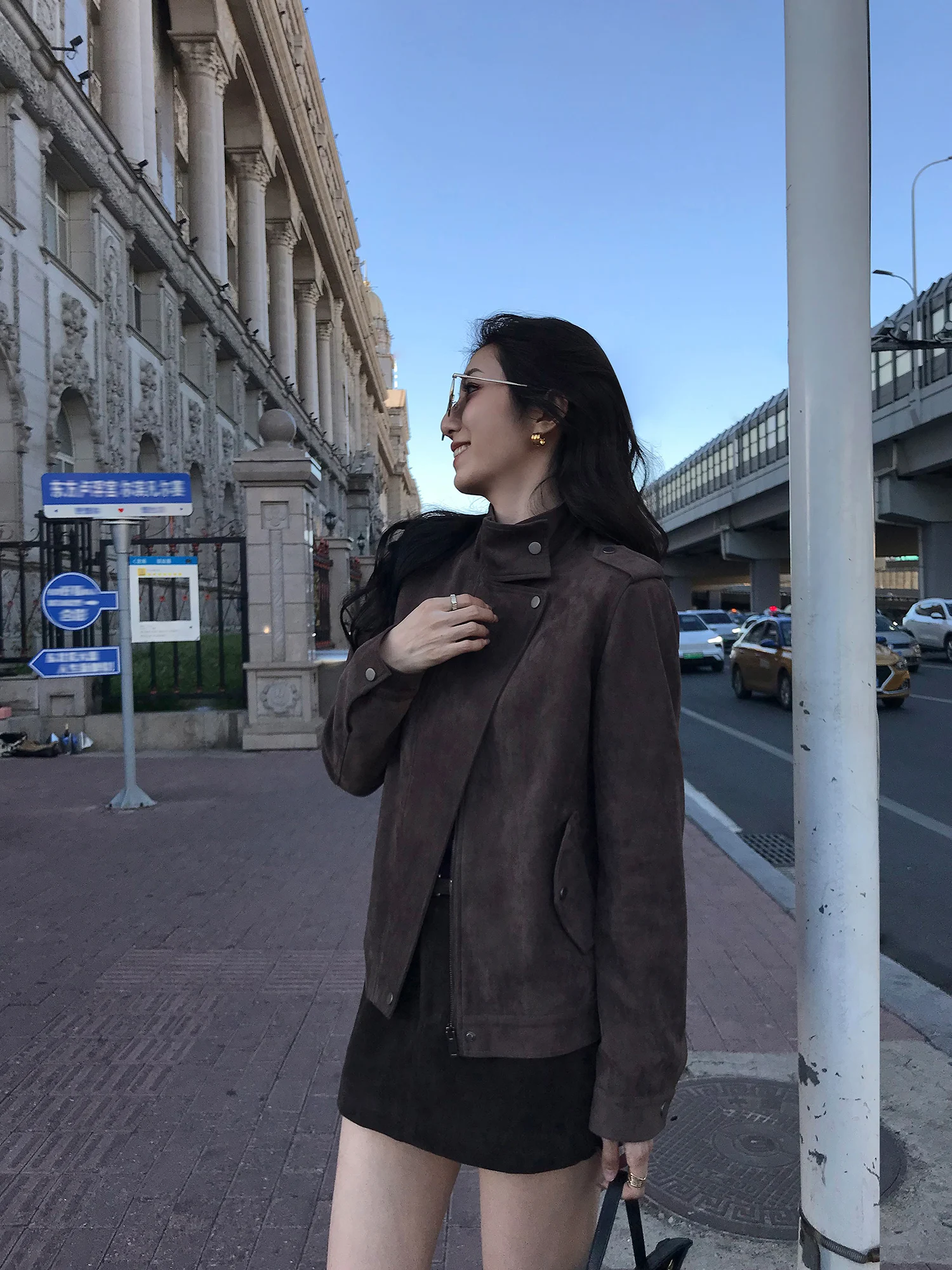 Mulvan Cool Sassy Casaco feminino de couro PU Jaet ort Biker Sle camurça veludo solto ajuste longo com fecho de zíper