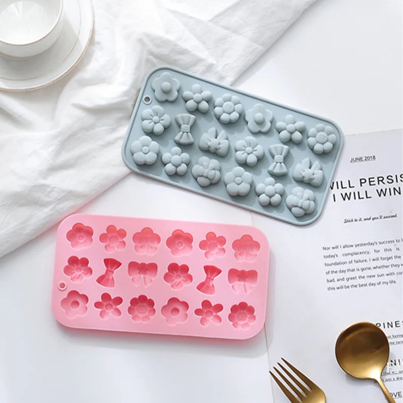 [YU]1Pc 18Cavities Flower Bow Tie Silicone Chocolate Molds DIY Pudding Biscuit Pastry Dessert Fondant Mold Baking Tools