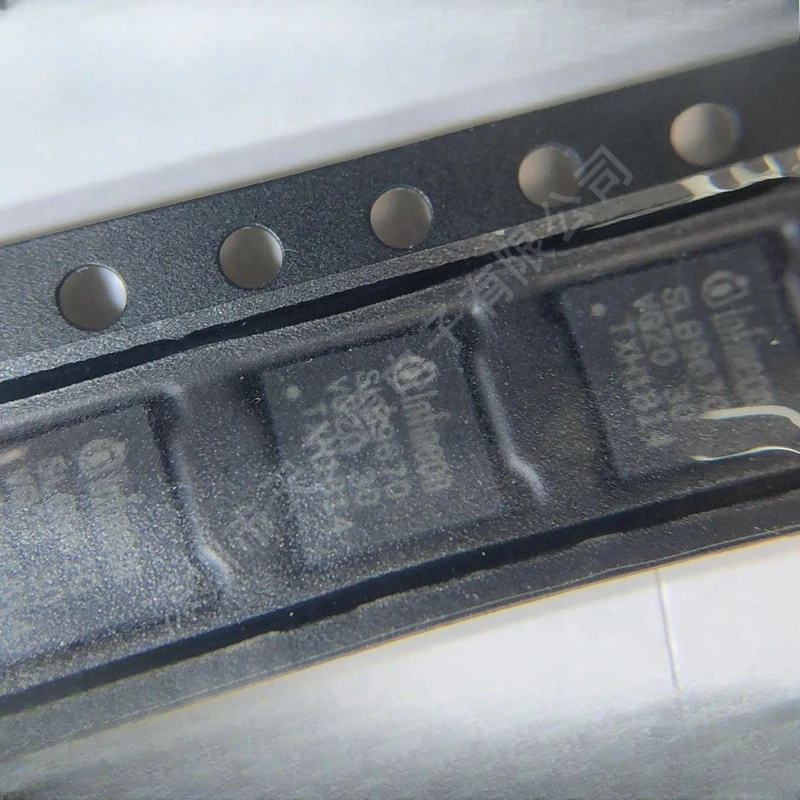 

5 шт./лот SLB9670VQ2.0FW7.63 QFN-32 SLB9670VQ20 QFN