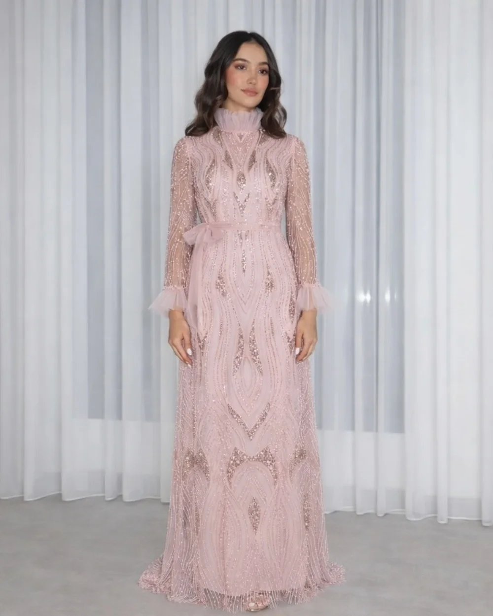 

Customized Exquisite Women Tulle Sequined Rhinestone A-Line Evening Dresses Elegant Retro High Collar Long Sleeves Prom Dresses