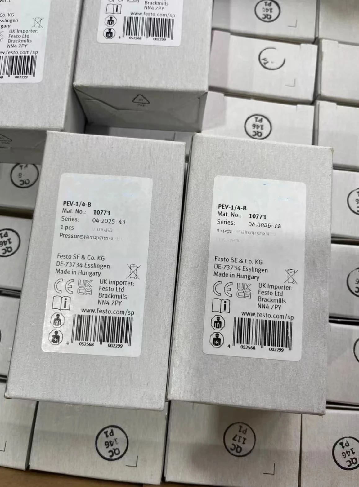 Original  pressure switch PEV-1/4-B-SC-OD-M12 10773 161760 175250 192488 PEV-1/4-B 152618 152619 152617 150261 164274
