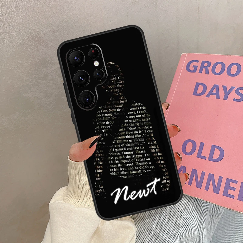 نيوت يقتبس المتاهة عداء الحال بالنسبة لسامسونج غالاكسي S24 الترا S20 S21 S22 S23 S25 الترا S9 S10 زائد S25 FE غطاء كوكه