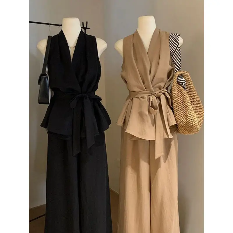 A New Summer Set for Women Featuring French Irregular V-neck Cross-necked Halter Top and Wide-leg Trousers Is Trendy Fashionable