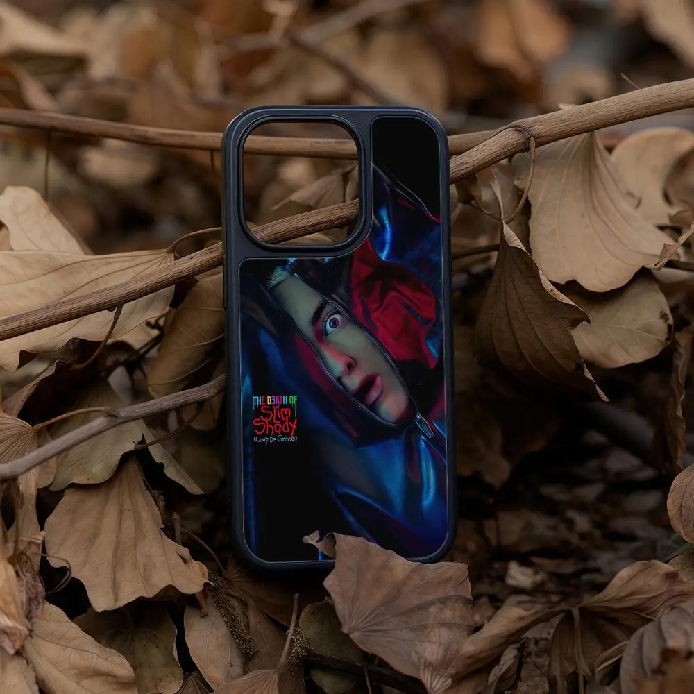 E-Eminem The Death of Slim Shady Чехол для телефона для iPhone 17, 16, 15, 14, 13 Pro Max Plus, черная рамка, акриловый твердый корпус из углеродного волокна E-Eminem The Death of Slim Shady Чехол для телефона для iPhone 17, 16, 15, 14, 13 Pro Max Plus, черная рамка, акриловый твердый корпус из углеродного волокна