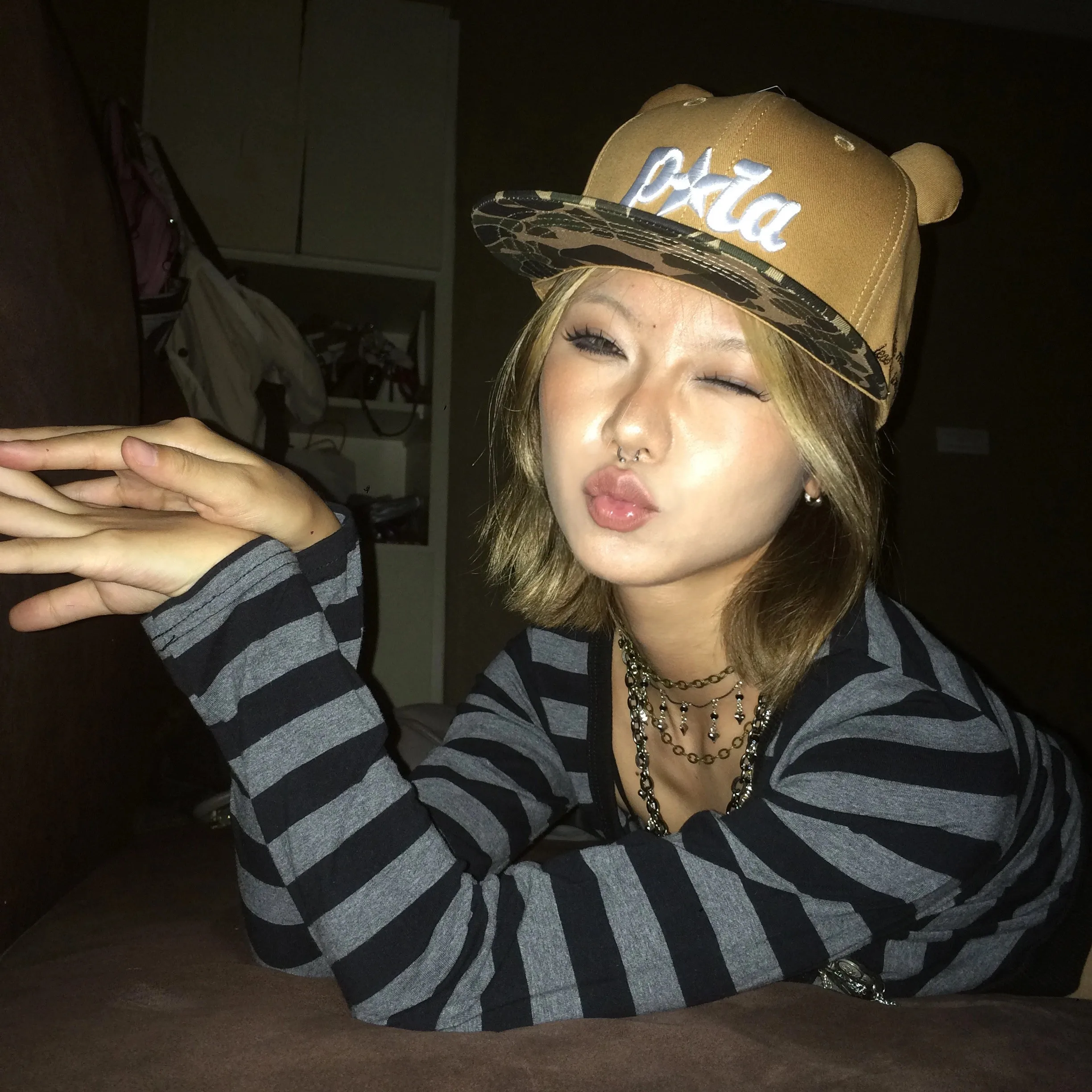 Karrram Trashy Y2k 크롭탑, 일본 2000 년대 스타일 스트라이프 긴팔 티셔츠, 빈티지 하라주쿠 하이 스트리트 탑, 미국 레트로