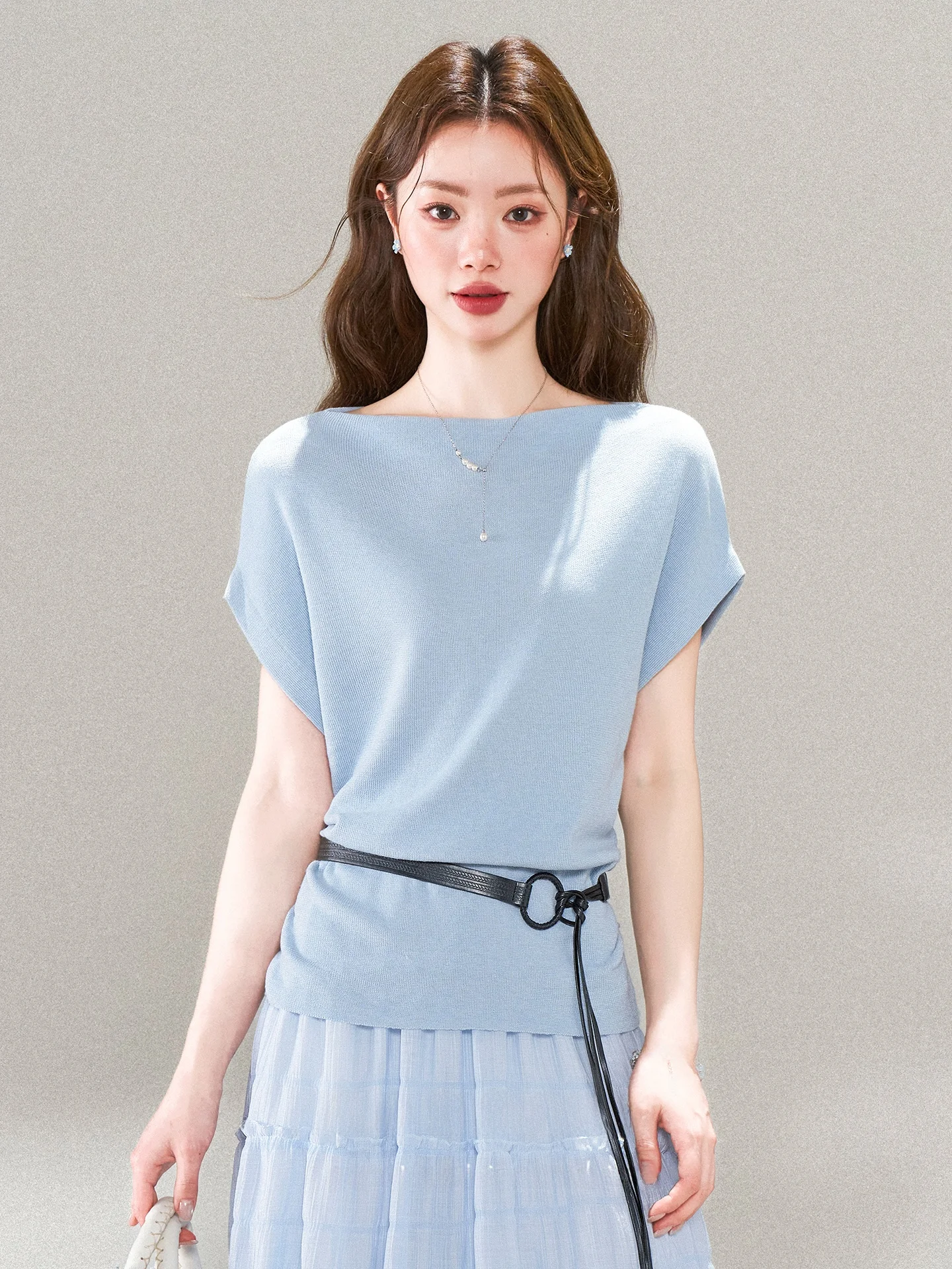 

Summer New Blue One-Shoulder Knitted Sweater Women's Simple Commute Korean Style Short Sleeve Waist-Increasing Top