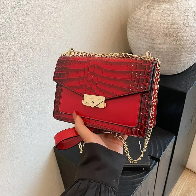 

Premium Vibe! 2025 European Crocodile Embossed, Shoulder/Crossbody Small Square Chain