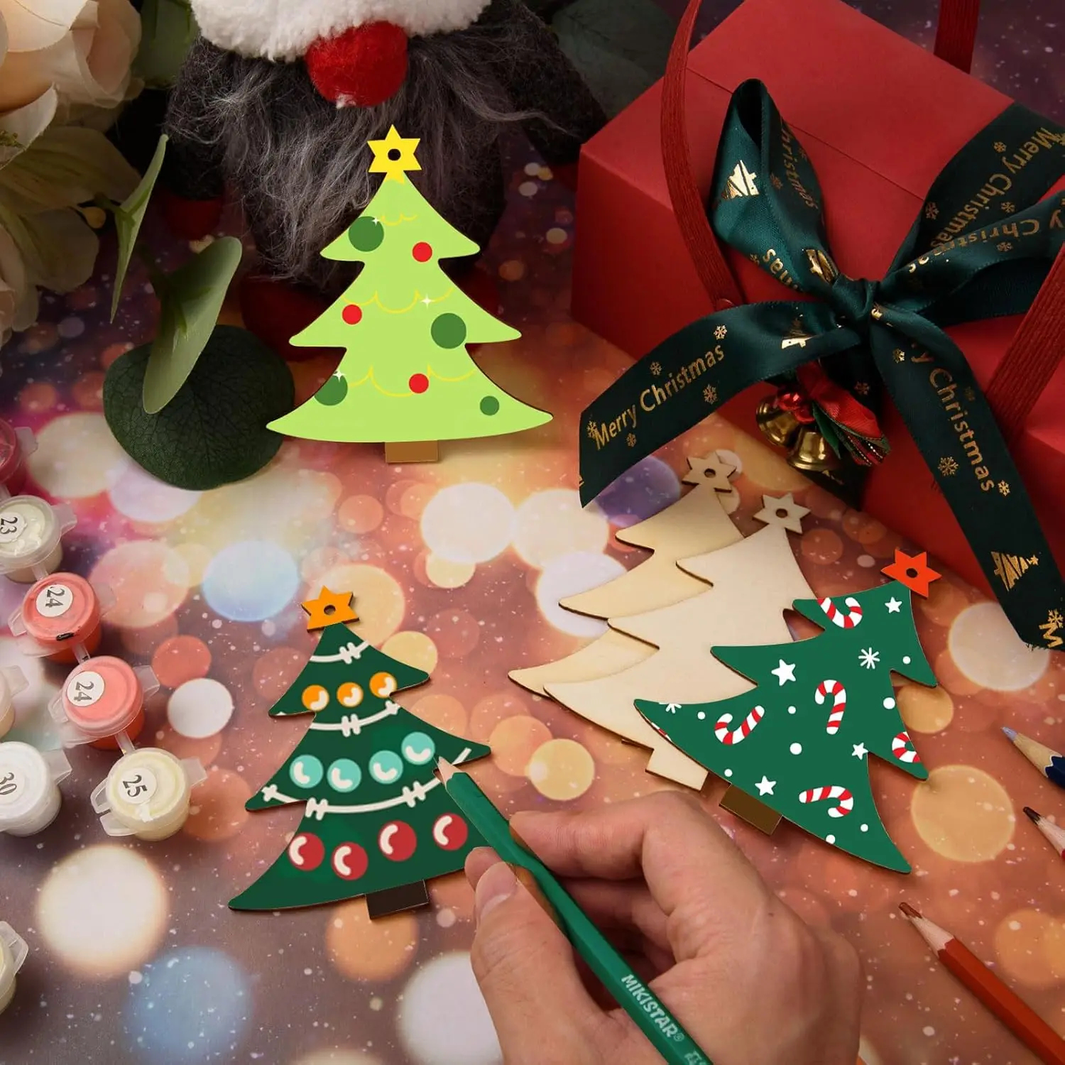 10Pcs Christmas Unfinished Wooden Pendant Decorations Wooden Hanging Blank Wooden Slices Graffiti Wood Slices Decor With Twines