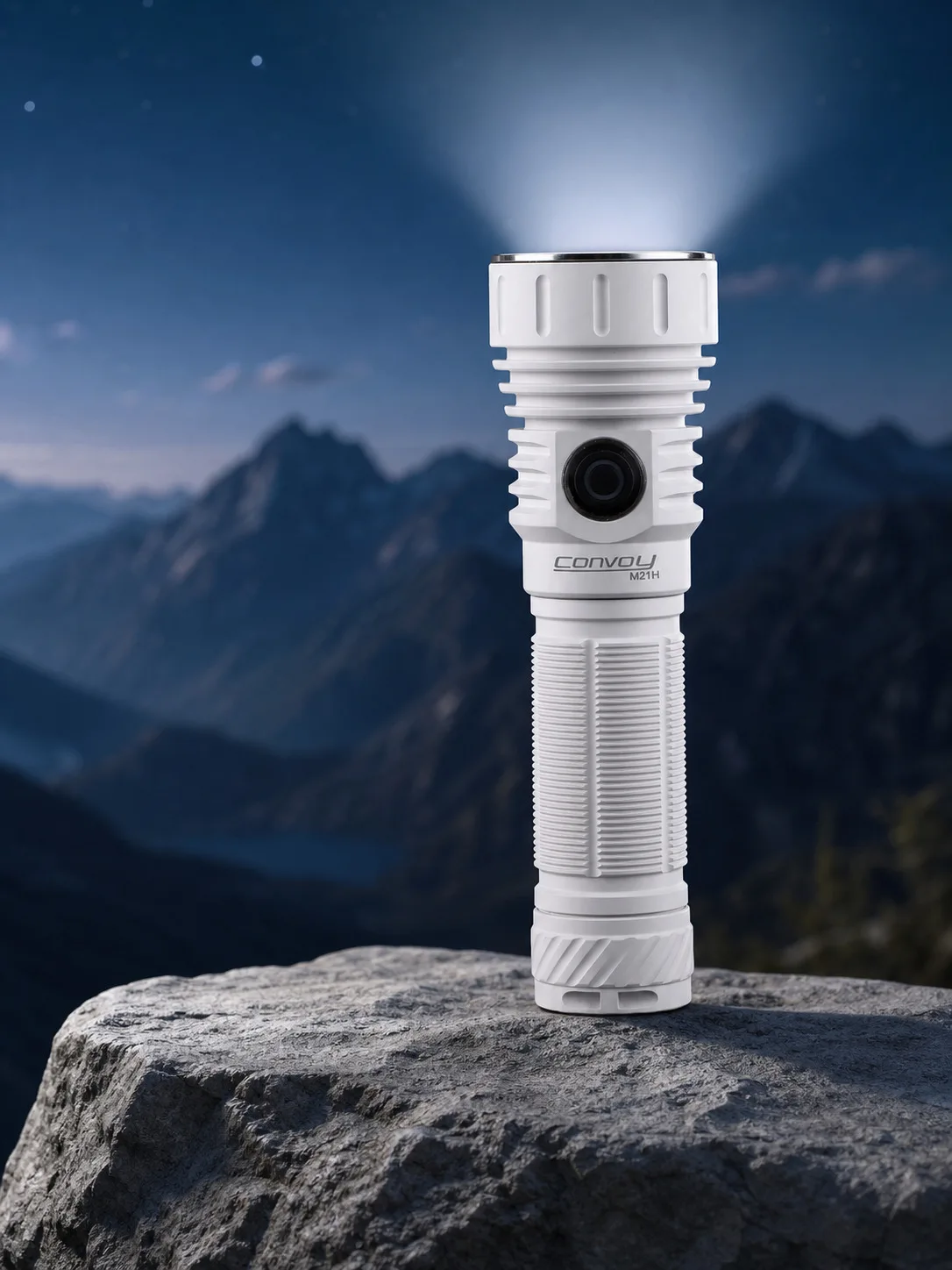 MAO Convoy M21H Compact 21700 Flashlight - TIR Optics, Side Switch