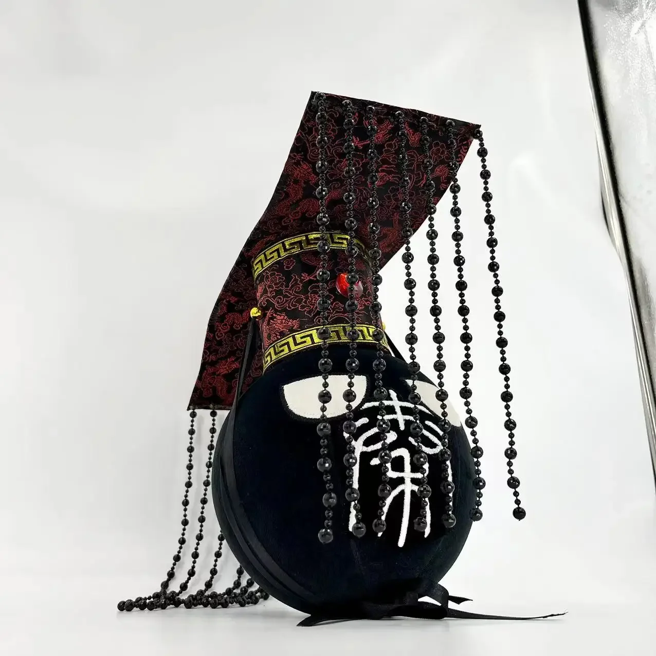 秦王朝ボールと王の王冠ポーランドボールぬいぐるみ秦ボールカントリーボールカントリーボールぬいぐるみ枕コスプレおもちゃギフト 20 センチメートル