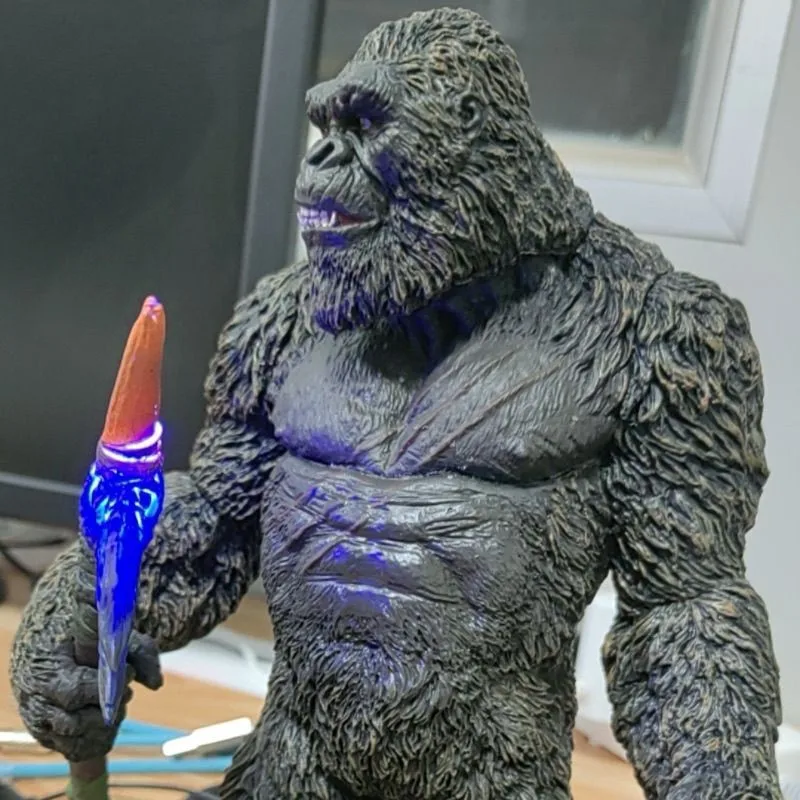 Figurine de Godzilla vs Kong King Kong, Statuette Lumineuse, Hache de Combat