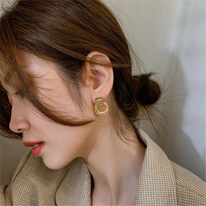 Retro Metal Gold Color Multiple Small Circle Stud Earrings for Women Korean Jewelry Fashion Wedding Party Earrings Jewelry Gifts image 5