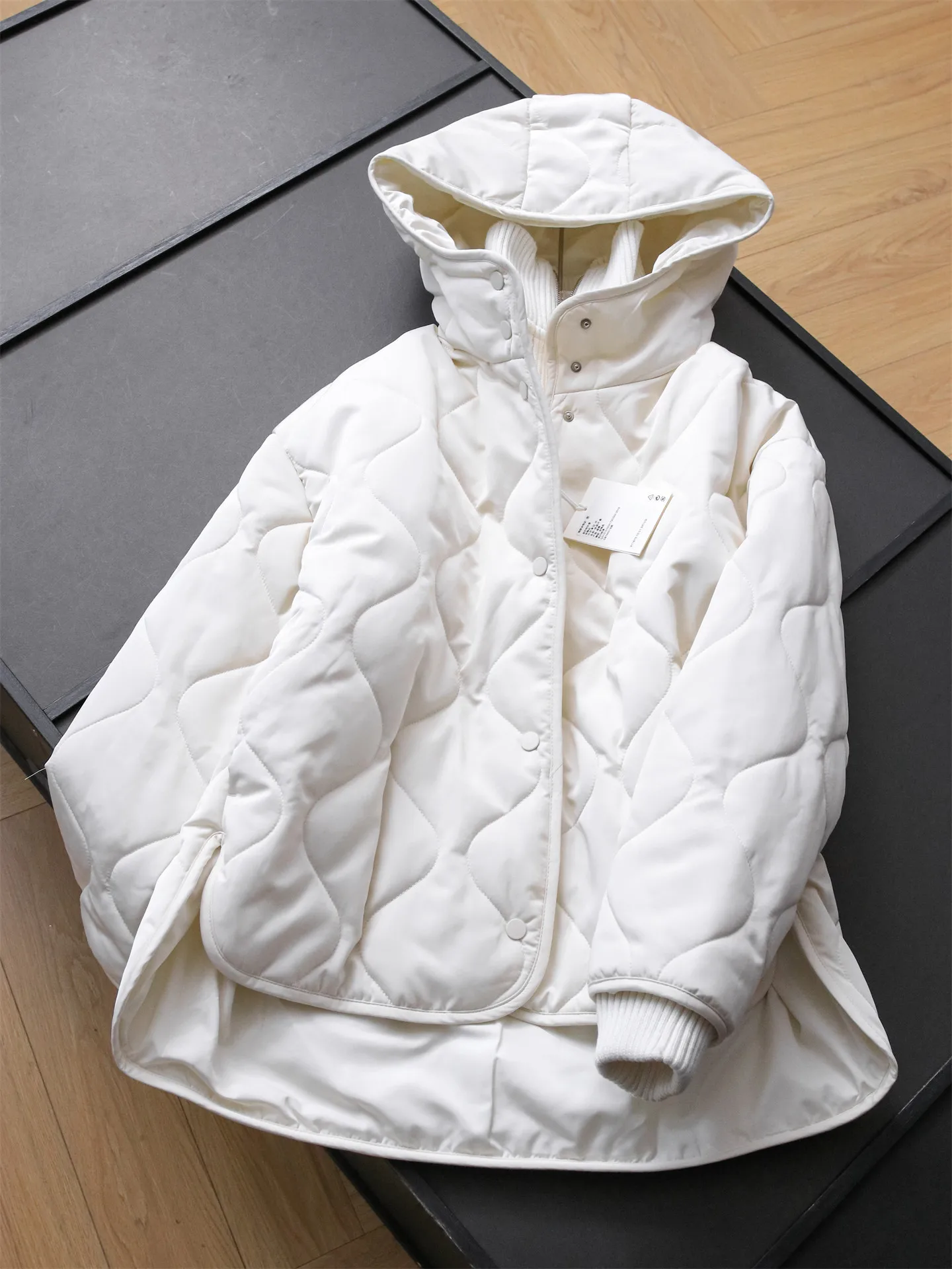 Parka de invierno para mujer, abrigo largo acolchado de lujo, nuevo abrigo chino que combina con todo, Tops cálidos ligeros con capucha y cremallera, 2025