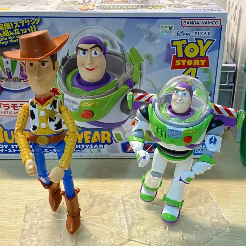 Hot Genuine Bandai Cinema-Rise Toy Story Buzz Lightyear Woody Action Figure Assembly Kit Figurine Model Toys Doll Gift For