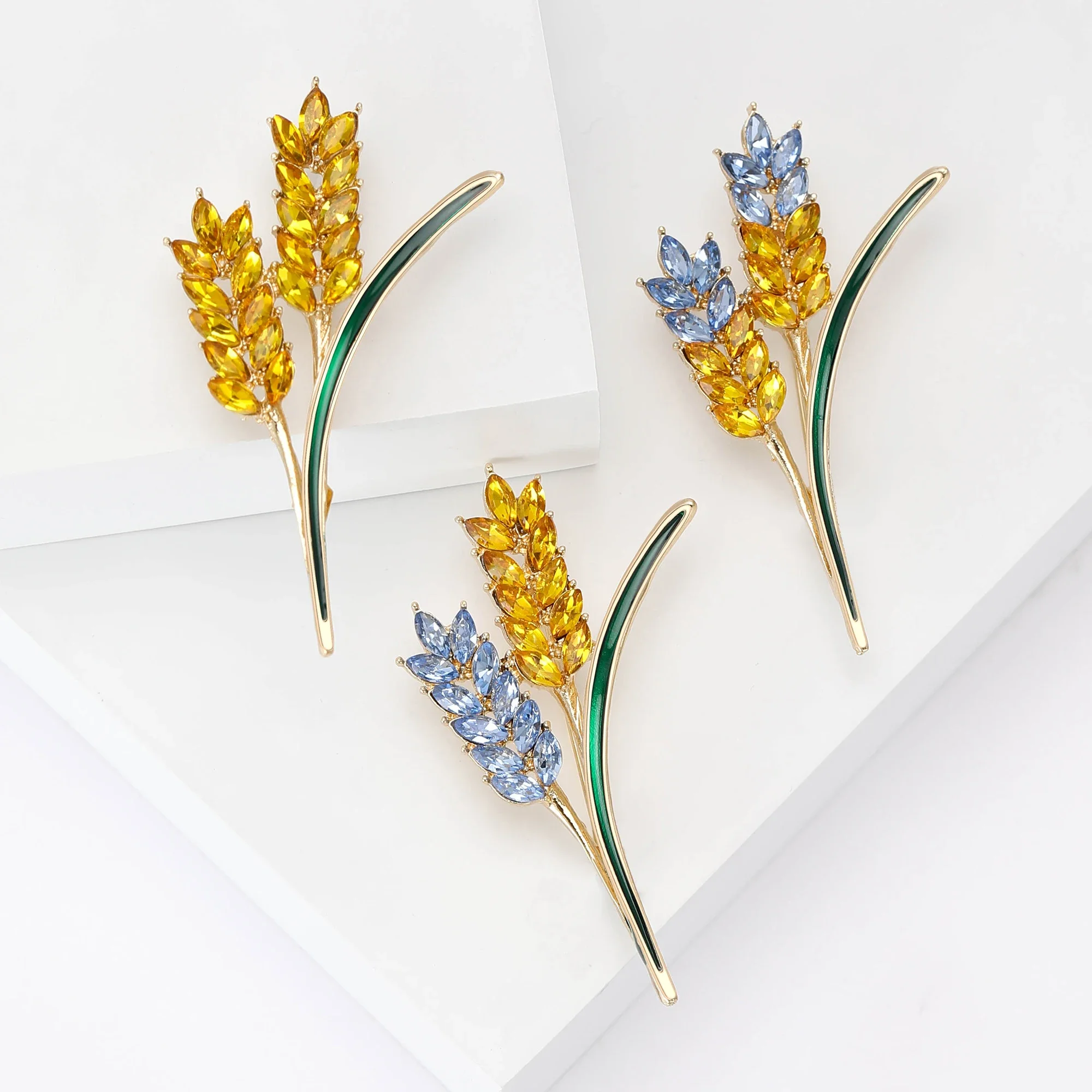 Rhinestone Ear of Wheat Brooches for Women Unisex 3-color Enamel Wheat Pin Office Party Friends Gifts Plant Accessories