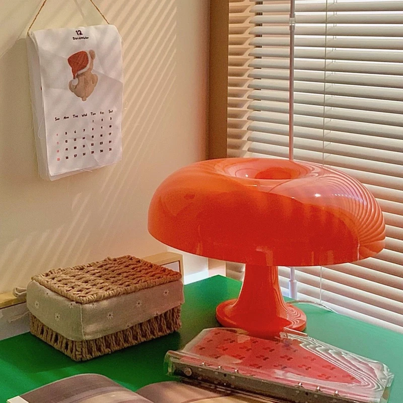 Imagem -03 - Mushroom Table Lamp For Home Bedside Atmosphere Light Room Decoration Modern Minimalist Desk Lights Designer Italiano