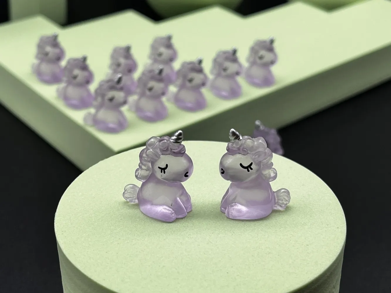 10-30PCS Mini Purple Unicorns Glow at night Luminous Unicorn Doll House Decoration Miniature Figurines Fairy Garden Accessories