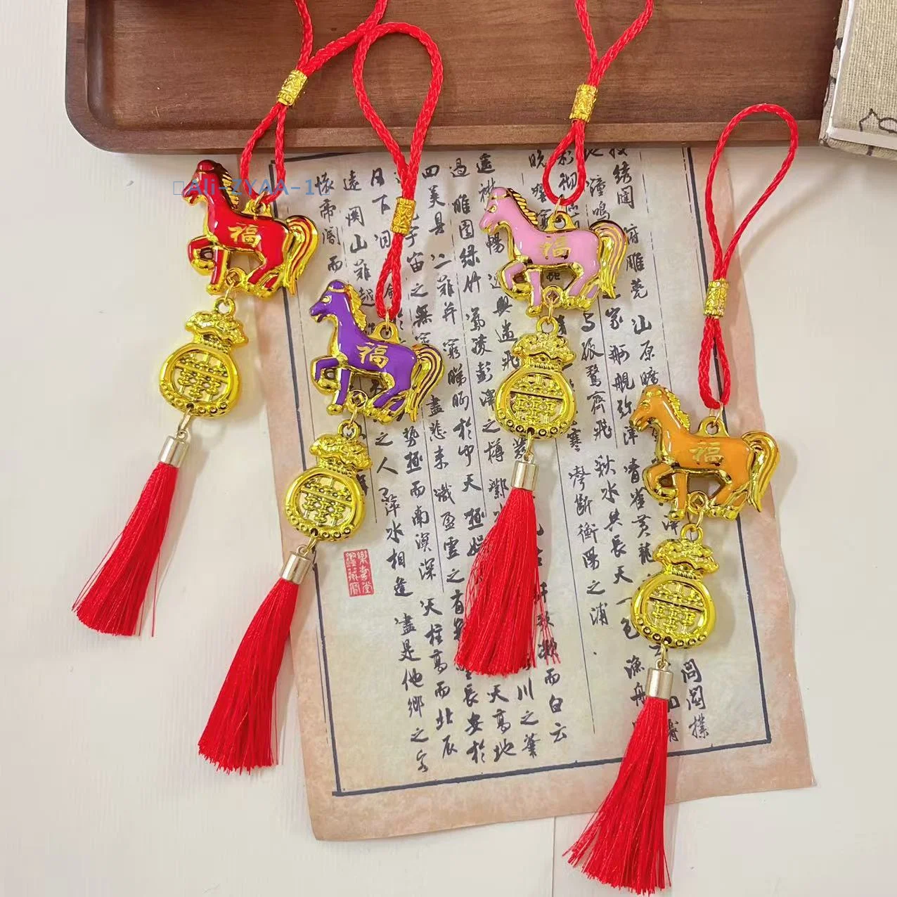 【ZYAA-1】1 قطعة 2026 سنة الحصان الجدار الشنق زخرفة السنة الجديدة محظوظ قلادة اكسسوارات الديكور هدايا مهرجان الربيع