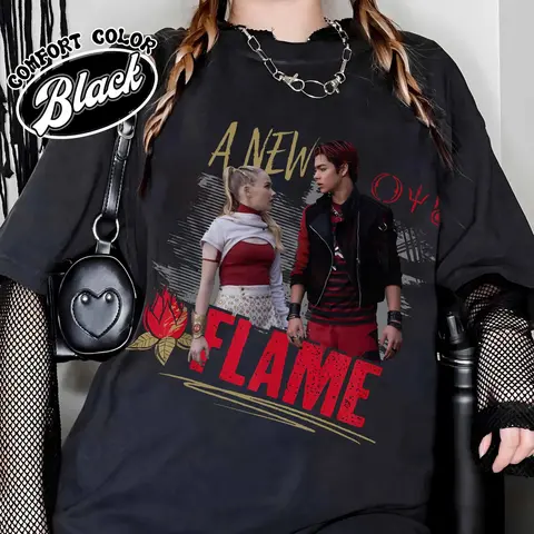 ディズニー ゾンビーズ 4 ノヴァとビクター ニュー フレイム T シャツ、ディズニー ゾンビーズ 4 ヴァンパイア ドーン T シャツ、ディズニー ディセンダント ゾンビーズ T シャツ