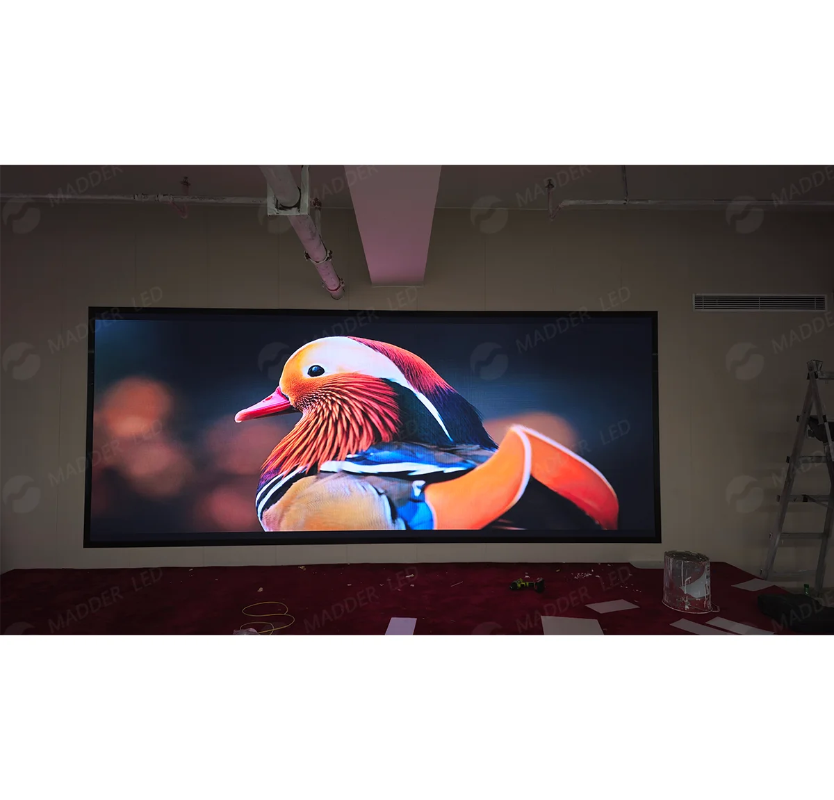 P2.5 640x480mm Indoor LED Rental Screen Factory Direct Sales for Party Wedding Backdrop