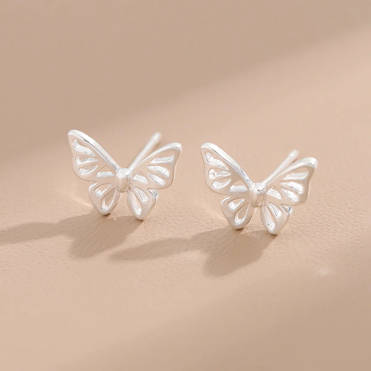 UiniTail Hot Selling New 925 Tibetan Silver Fashion Simple Butterfly Hollow Fresh and Versatile Earrings High Quality Girl ED203