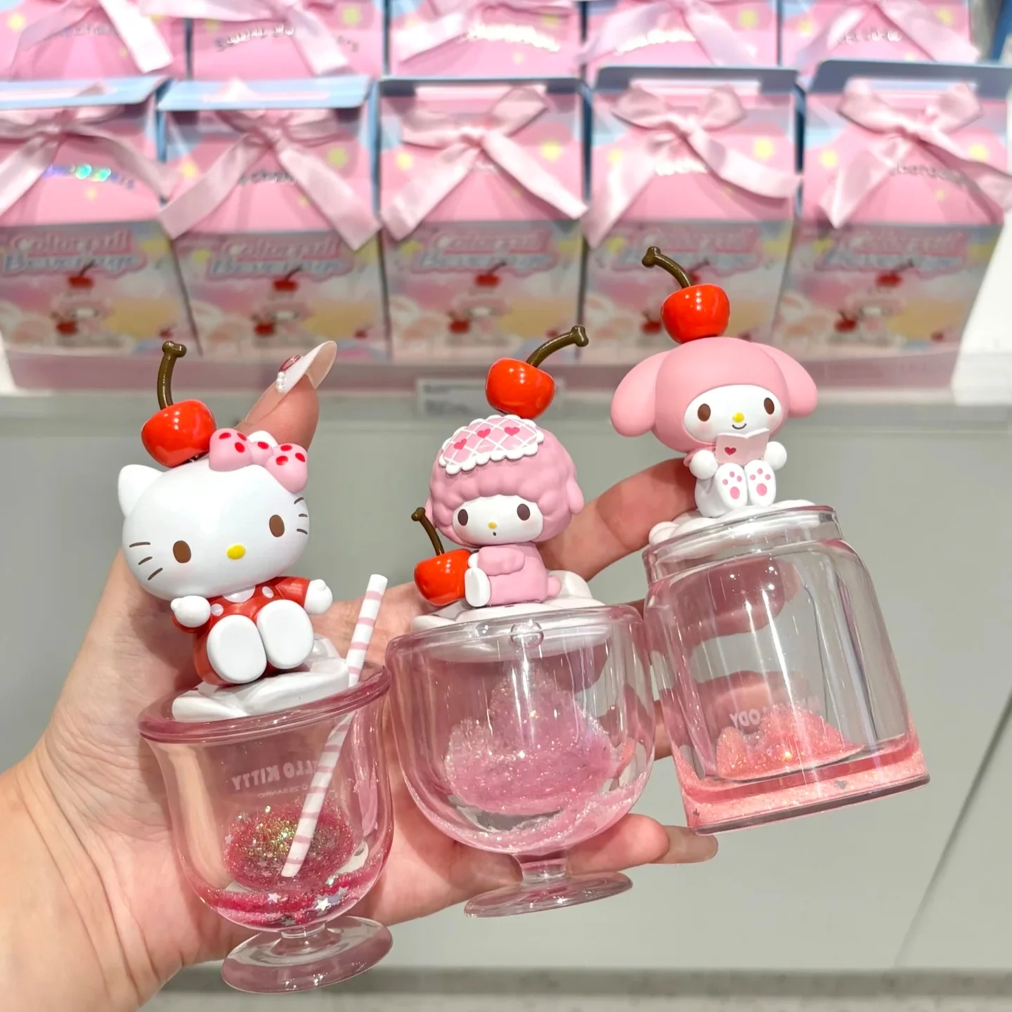 

Новая оригинальная красочная серия специальных напитков, модная игровая слепая коробка Kuromi Melody, украшение для рабочего стола, аксессуары с героями мультфильмов, подарки, игрушки