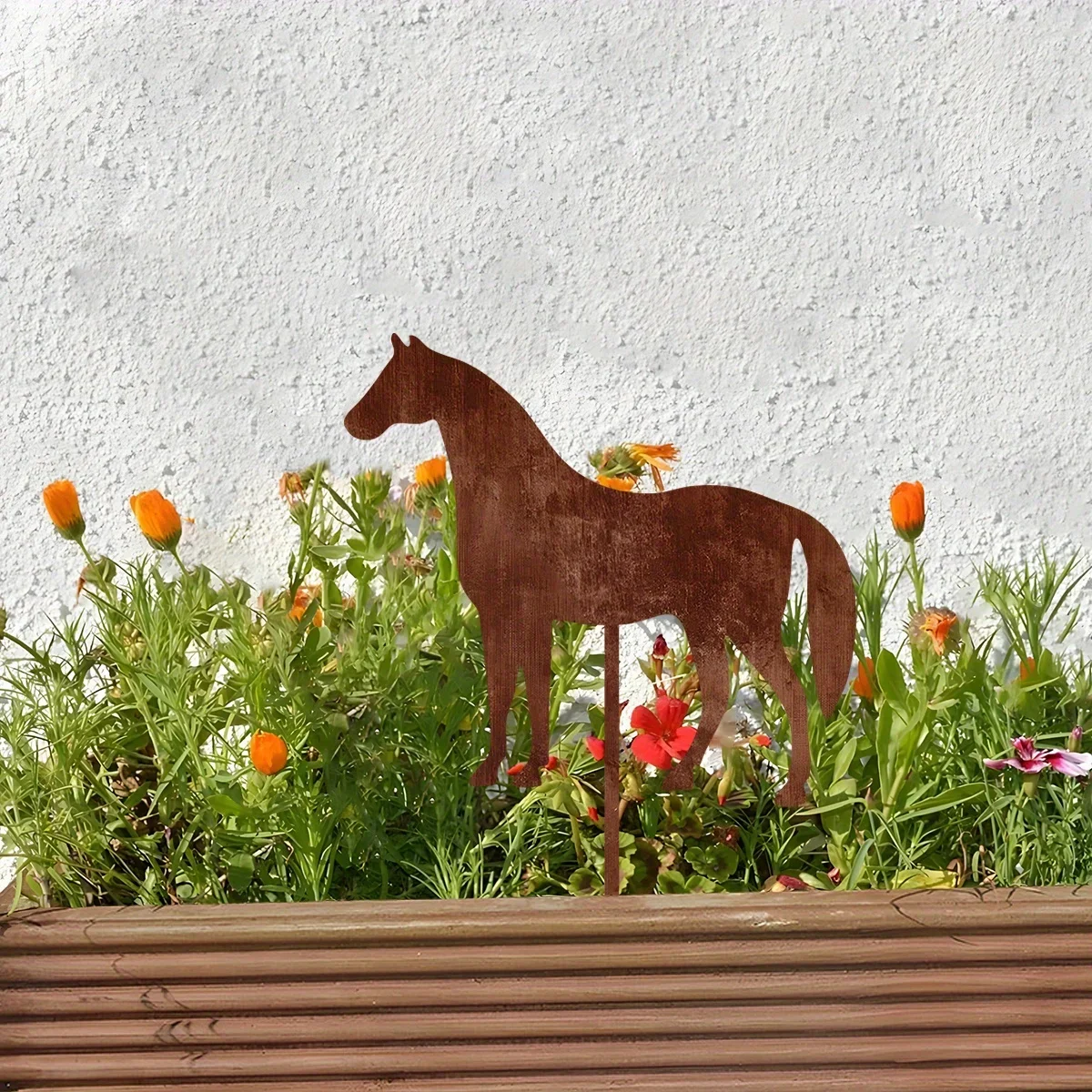 1pc Rusty Horse Metal Garden Stake -  Outdoor Decorative Ground Stake with Rustic Horse Design, Balcony, Easy Installation
