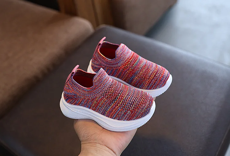 Kinder-Laufschuhe für Jungen und Mädchen, Lässige Atmungsaktive Rutschfeste Mesh-Walkingschuhe mit Weicher Sohle für Kleinkinder – Detail 7