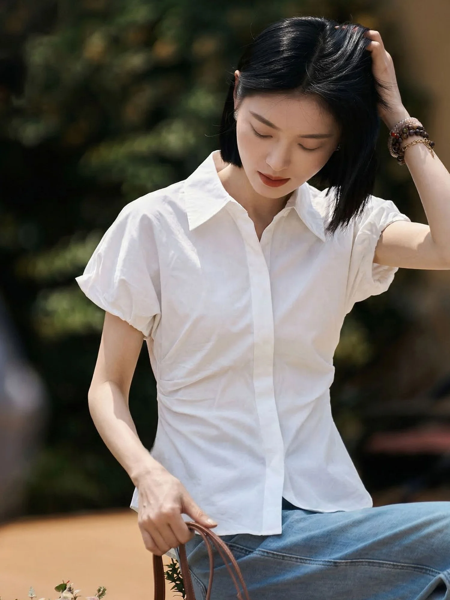 

Chivirin Casual Cotton Shirt Women's Loose Fit Short Sleeve Slimming Design Summer Commute Style White Color