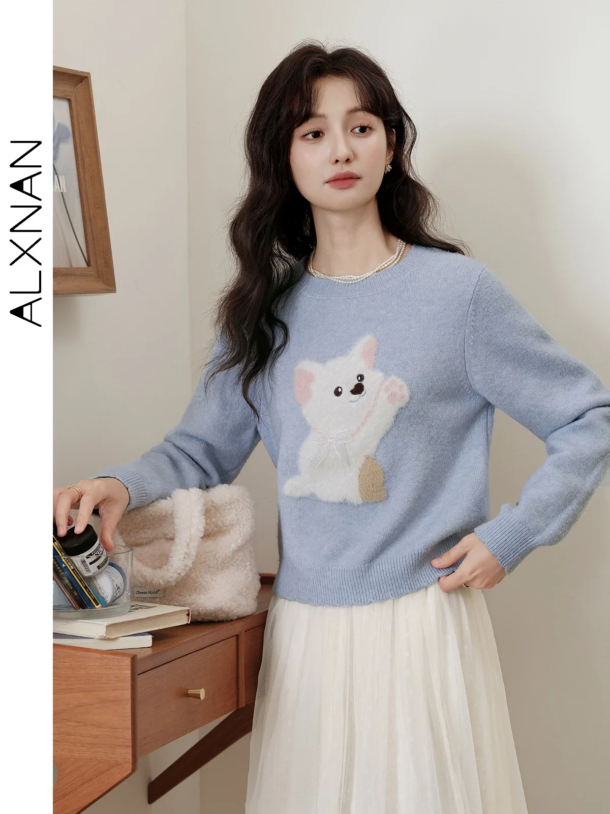 

ALXNAN Blue Sweaters Women Loose-fit Warm O-neck Cute Puppy Pattern Knit Pullovers 2025 Autumn Long Sleeve Tops Female L51705