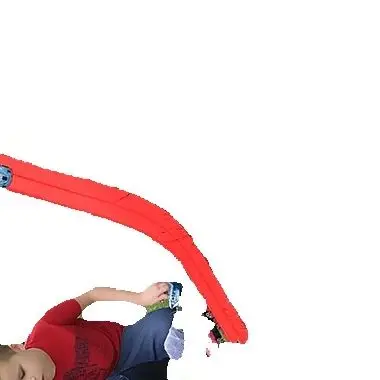 Trilha de corrida flexível de 13 pés e 16 pés para crianças, rampa de carro de corrida com ventosas e 4 carros de corrida pequenos