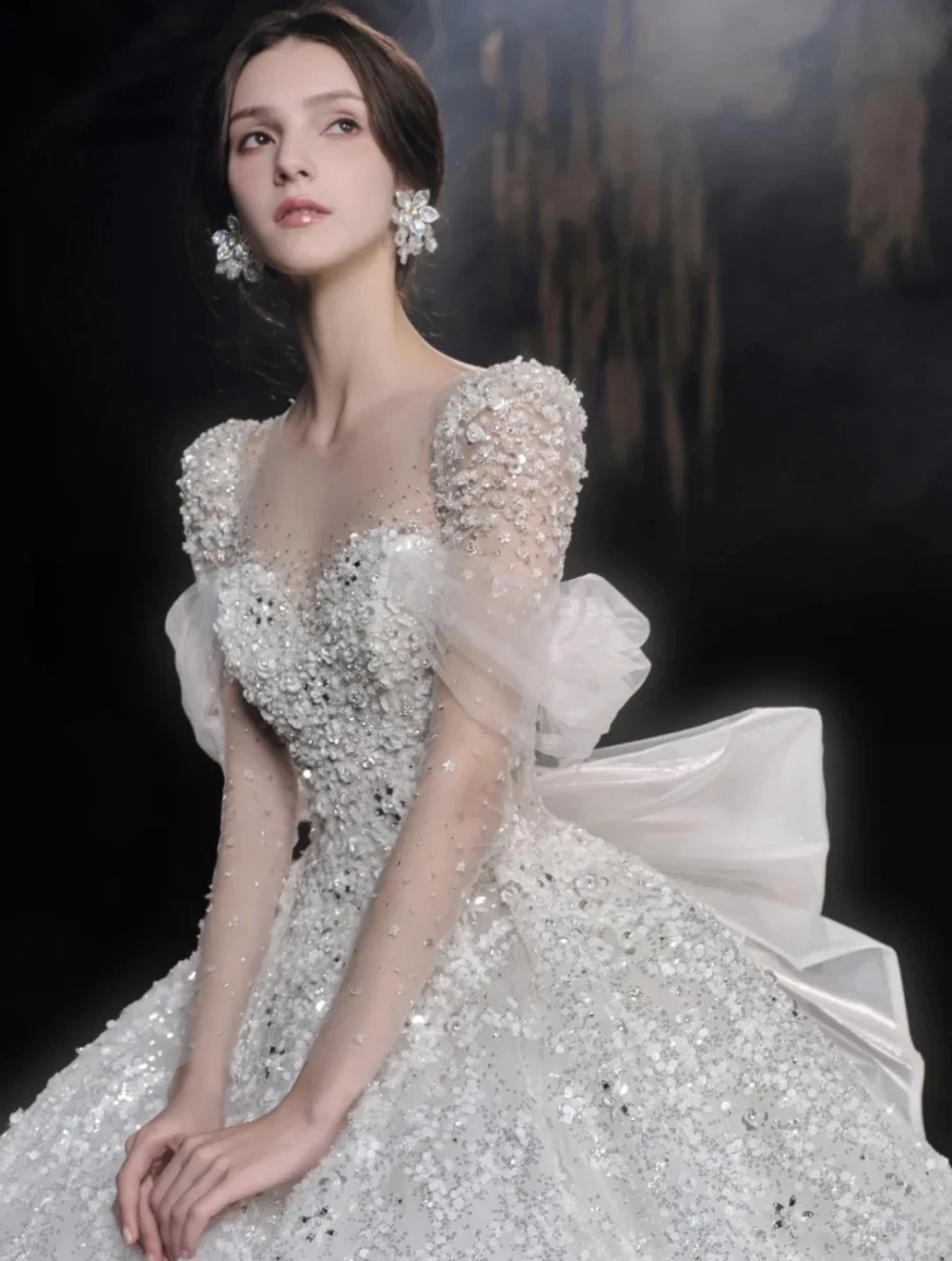 Abiti da sposa di lusso 2024 per le donne colletto quadrato abiti da sposa personalizzati senza maniche paillettes perline Dubai arabo Vestido de Novia