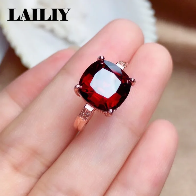 Women's 925 Sterling Silver Adjustable Ring with Garnet