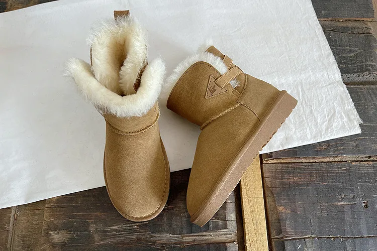 Careaymade-Hot Genuine leather wool women boots,warm thickened  winter plush snow shoes,Northeast fur cotton women short boots