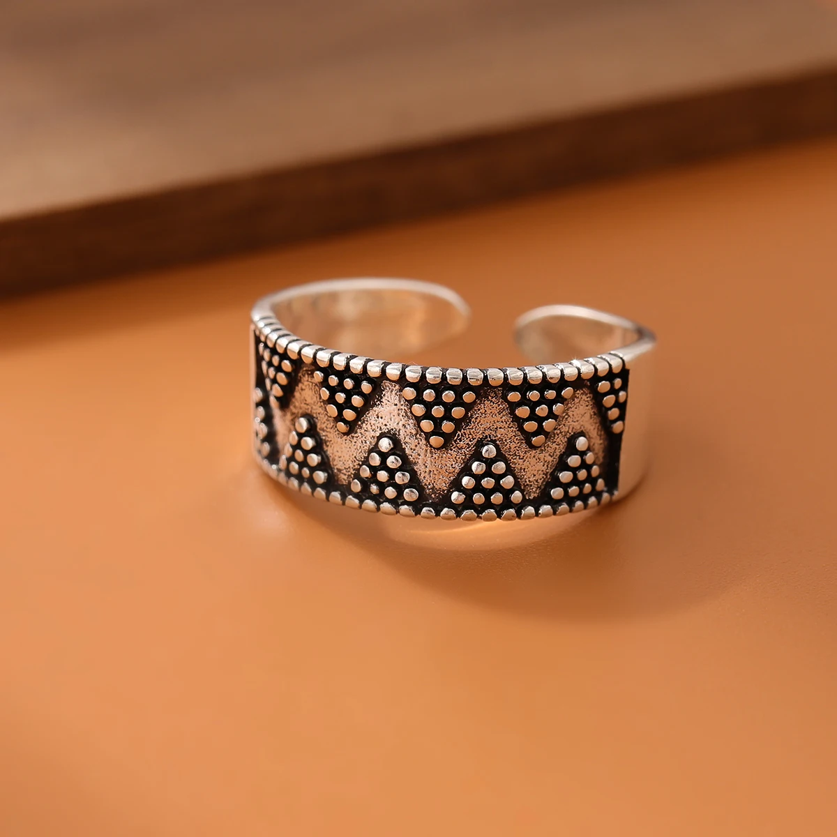 

Простое креативное геометрическое кольцо в горошек, волны, треугольника, искусственное Серебряное украшение, изысканные открытые кольца в стиле ретро с широким лицом R031