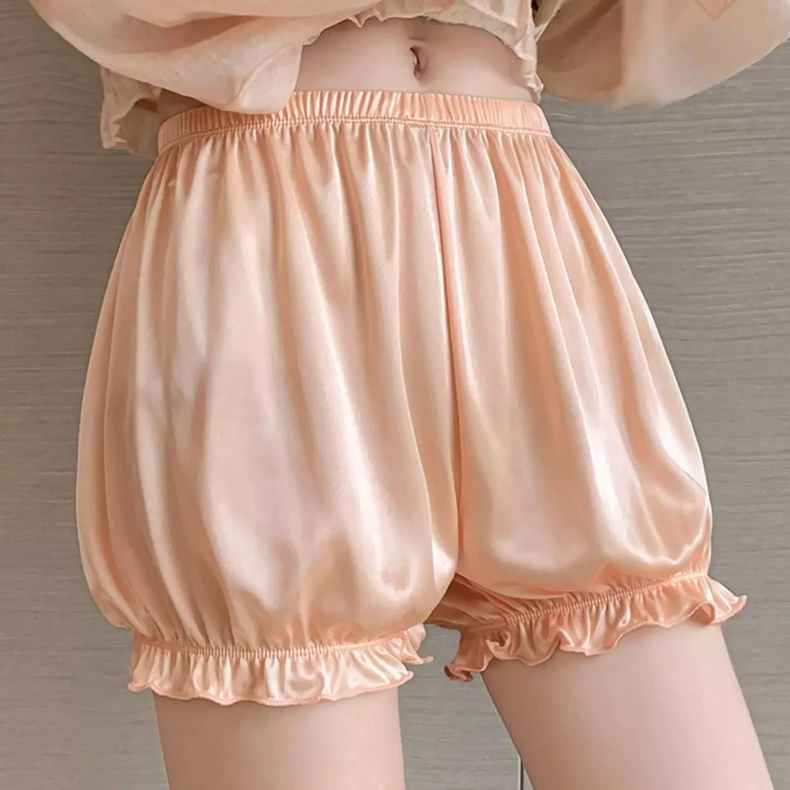 Women Retro Bloomer Shorts Solid Color Spring Summer Elastic Waist Frills Pumpkin Shorts Aesthetic Clothes Safety Short Pants