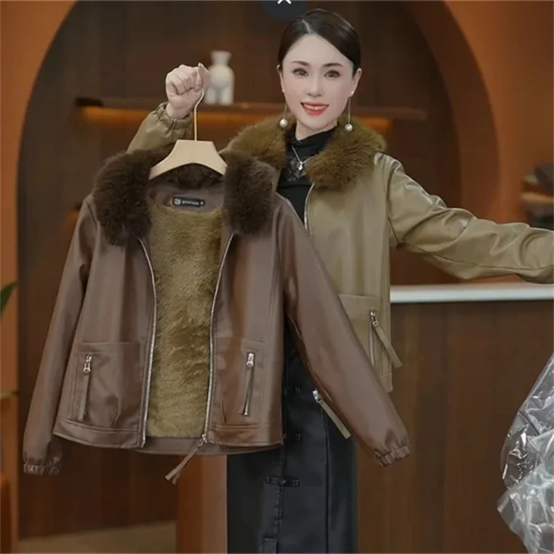 الكورية المرأة موضة فضفاضة بولي Leather بلوزة جلدية أبلى 2025 سيدة كبيرة الحجم 5XL سترة جلدية الشتاء الإناث قصيرة معطف جلد فو