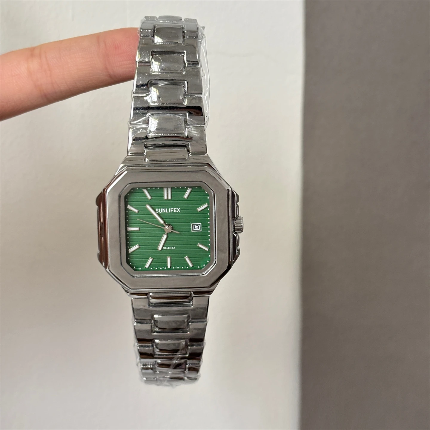 Metal Trend High Quality Heavy Industry Fine Steel Belt Quartz Watch Men's and Women's Neutral Style Fashion Calendar Watch