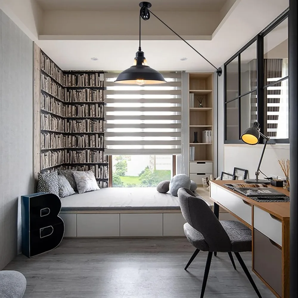 โคมไฟเพดานแบบลูกรอกสไตล์วินเทจอุตสาหกรรม พร้อมสวิตช์เปิด/ปิด สายไฟยาว 16.4 ฟุต ขั้วหลอด E26 แพ็ค 2 ชิ้น สีดำ สำหรับห้องครัวและต้นไม้ในบ้าน