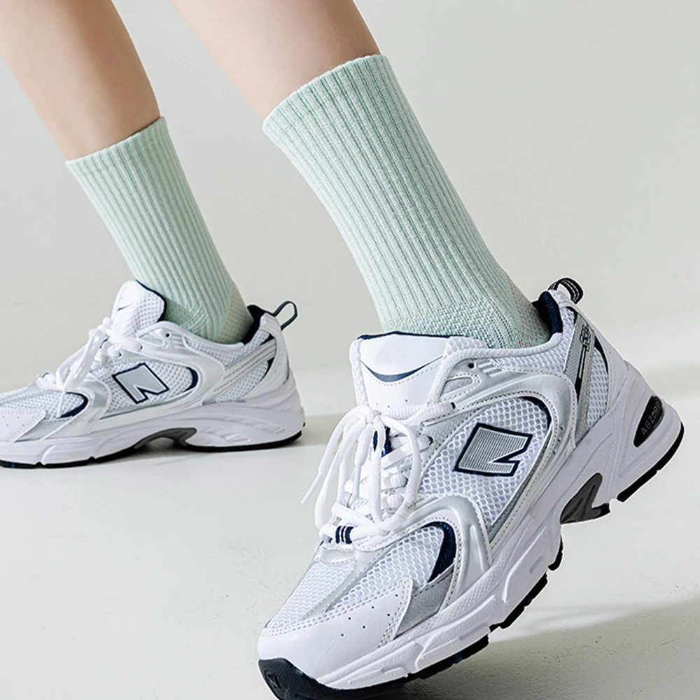 1/2 Paar professionelle Fußgewölbeunterstützung, dick gepolsterte Socken in der Mitte der Wade (Badminton/Tennis/Fitness), stoßdämpfende Performance-Socken – Detail 8